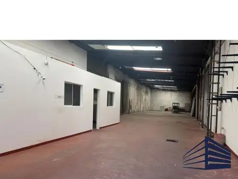 Galpon en Venta en Villa Lynch, USD 180.000