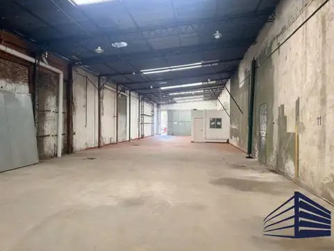DEPÓSITO INDUSTRIAL EN VENTA EN VILLA LYNCH - 375m2