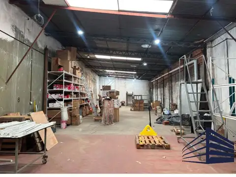 Galpon en Venta en Villa Lynch, USD 180.000