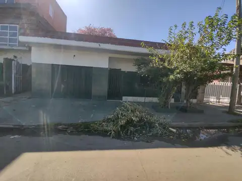 Casa en  venta en G. de Laferrere