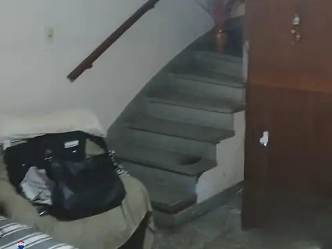 Depto Tipo Casa en Venta con 1 cocheras