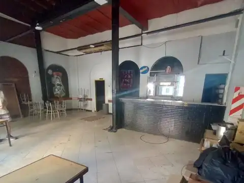 Local en Venta 60 años