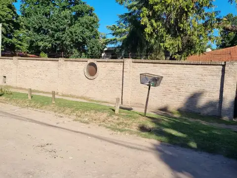 Quinta en Venta en Paso Del Rey, USD 225.000