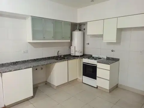 Departamento en Alquiler en Pichincha, $ 330.000