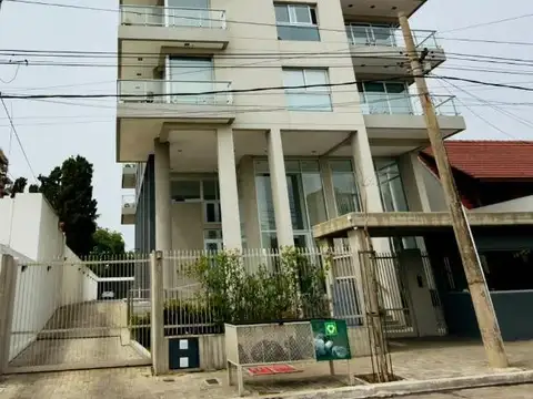 9 4800, Piso 11°