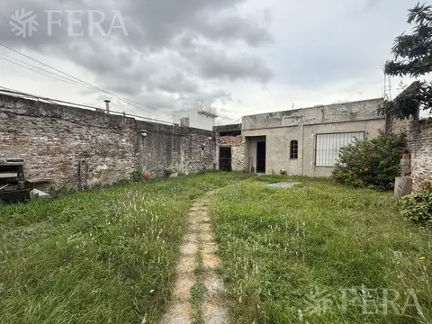 Venta lote de 392 m2 en Wilde