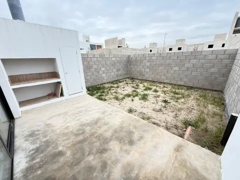 Depto Tipo Casa en Venta de 3 dormitorios
