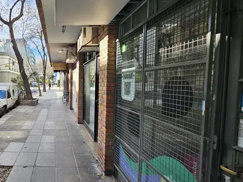 Local en Venta 40 años