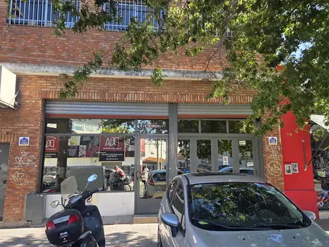 Avenida Bartolomé Mitre 1900