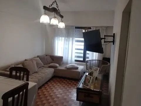 Departamento 2 ambientes amplio en Constitución. Mar Del Plata