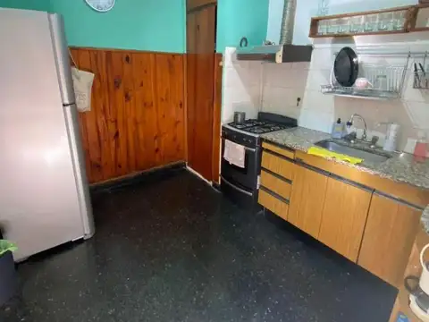 Depto Tipo Casa en Venta 50 años
