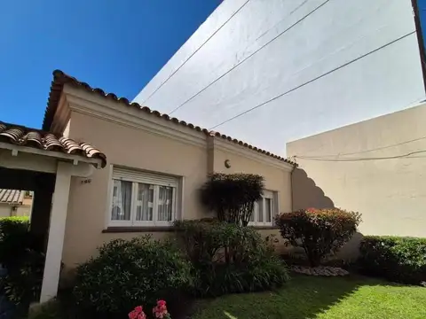Casa en Venta en Monte Grande, USD 320.000