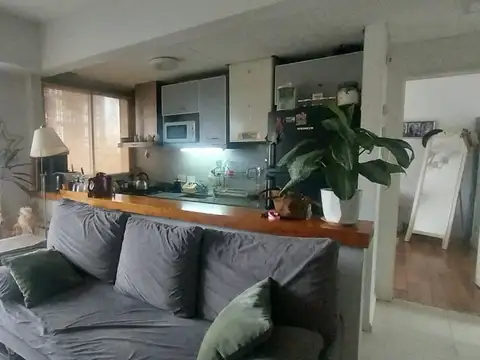 Montes de Oca 700, Piso 1