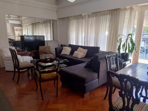 Departamento 4 ambientes con 2 baños