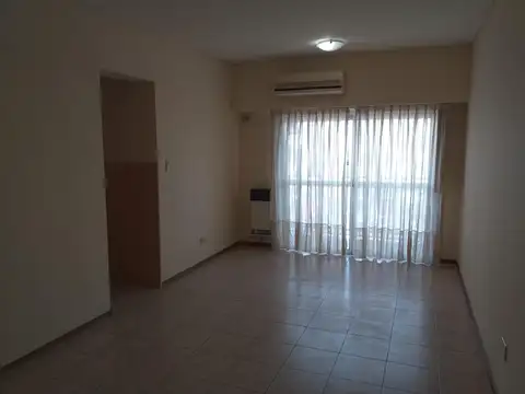 AV. RIVADAVIA 13900, Piso 14