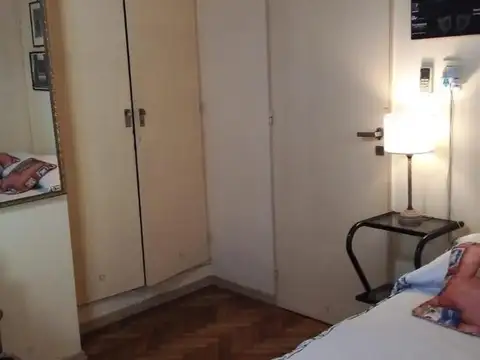 Juan Domingo Peron 1400, Piso 8