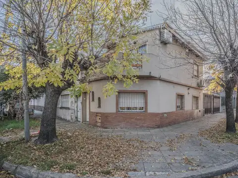 PH en Venta en Caseros, Partido de Tres de Febrero