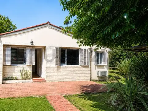 Venta de casa de 2 ambientes en Marcos Paz