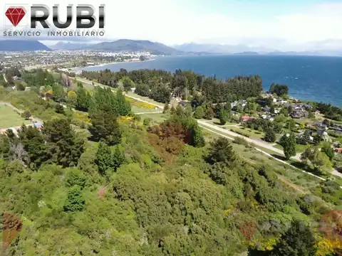 TERRENO EN VENTA CON VISTA AL LAGO NAHUEL HUAPI DE 33.600 METROS CUADRADOS