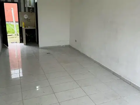 Departamento en Alquiler en La Plata, $ 300.000