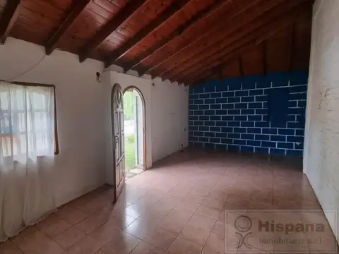 Casa 3 ambientes con 2 baños