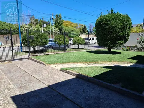 Casa en Venta en General Roca, USD 250.000