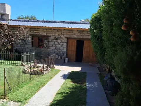 Casa 7 ambientes con 3 baños