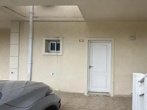 Departamento en Alquiler en La Lonja, $ 650.000