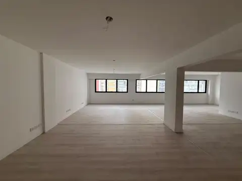 Oficina premium en alquiler, zona Parque España, Rosario