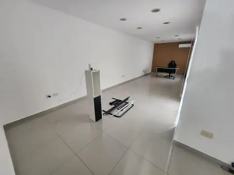 Departamento monoambiente con patio