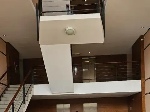 Av Del Mirador 290 200, Piso 4