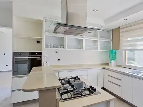 Casa en Venta en La Concepcion, USD 330.000