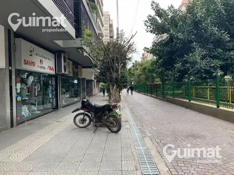 Local en Venta 40 años