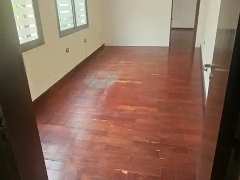 Oficina en Alquiler en Ipona, $ 1.000.000