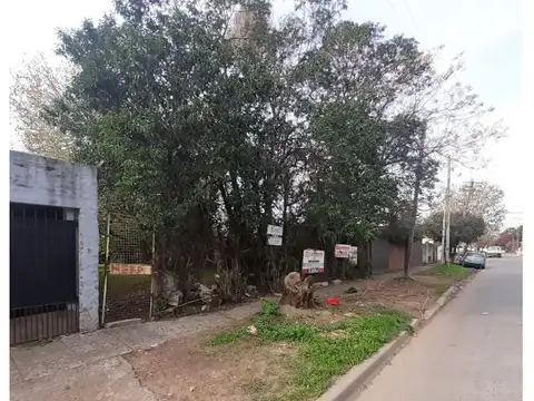 LOTE  DE GRAN TAMAÑO | HURLINGHAM | OPORTUNIDAD PARA CONSTRUIR
