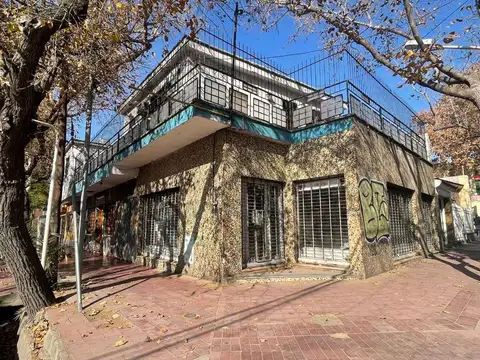 LOCAL ESQUINA A DOS CUADRAS DEL NUDO VIAL 