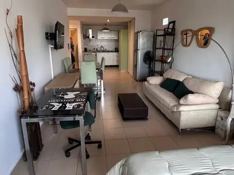 monoambiente de 44 metros con balcon Amoblado