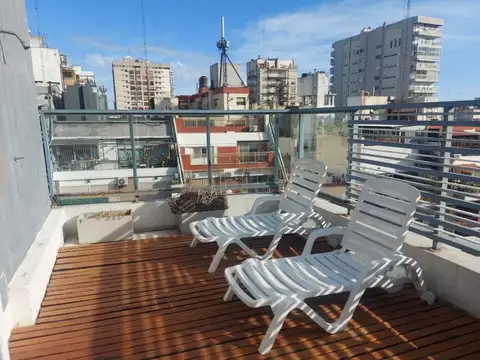 DEPTO 2 AMBIENTES  , LAVADERO, PILETA al frente