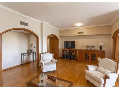 Departamento en Venta con 2 cocheras