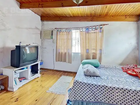 Depto Tipo Casa en Venta 70 años