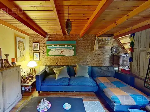 Depto Tipo Casa 6 ambientes con 2 baños
