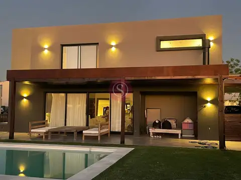 Casa  en Venta en Acacias, Puertos, Escobar