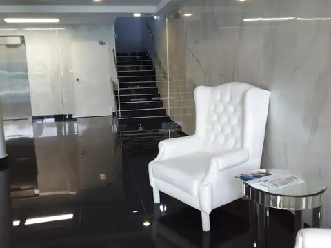 VENTA Luminoso Dpto. 2 amb. a estrenar en Nuñez.