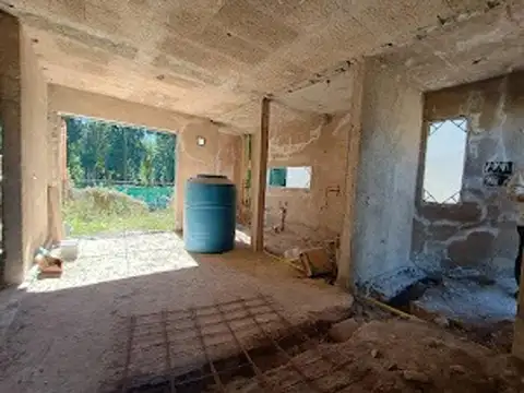 Casa 3 ambientes con 1 baño