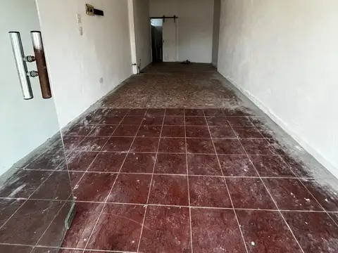 Local en Alquiler en Paso del Rey, $ 700.000