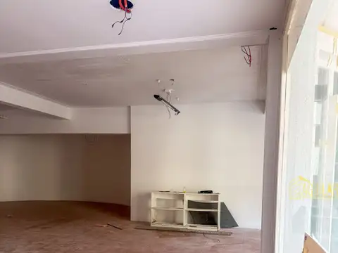 Local en Venta 30 años