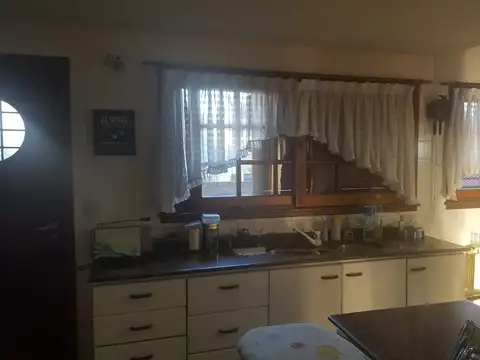 (MBA-MBA-153) Casa - Venta - Argentina, Quilmes - Paraná 139