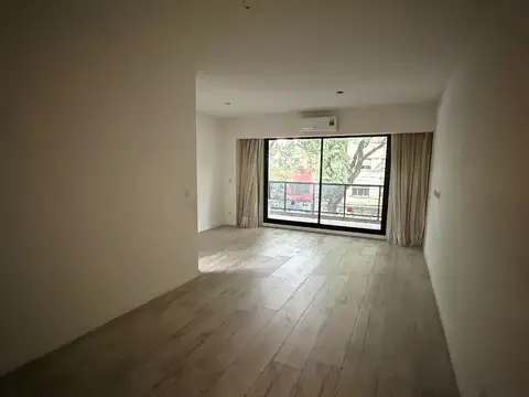 Departamento en Alquiler en Chacarita, $ 650.000