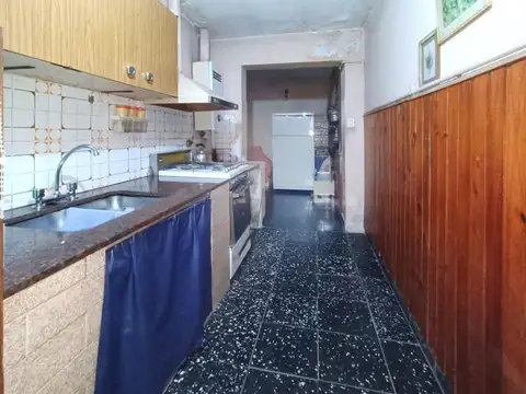 VENTA/PERMUTA - Casa de 3 dormitorios con patio. Barrio Triángulo, Rosario.