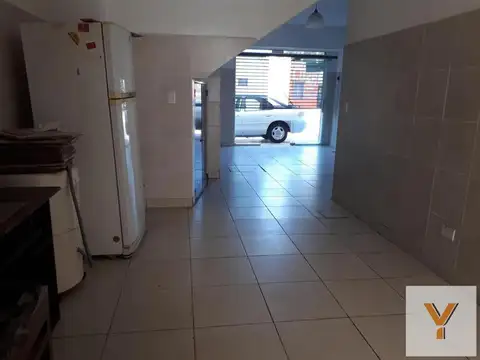 Local en Venta en Isidro Casanova, Partido de La Matanza